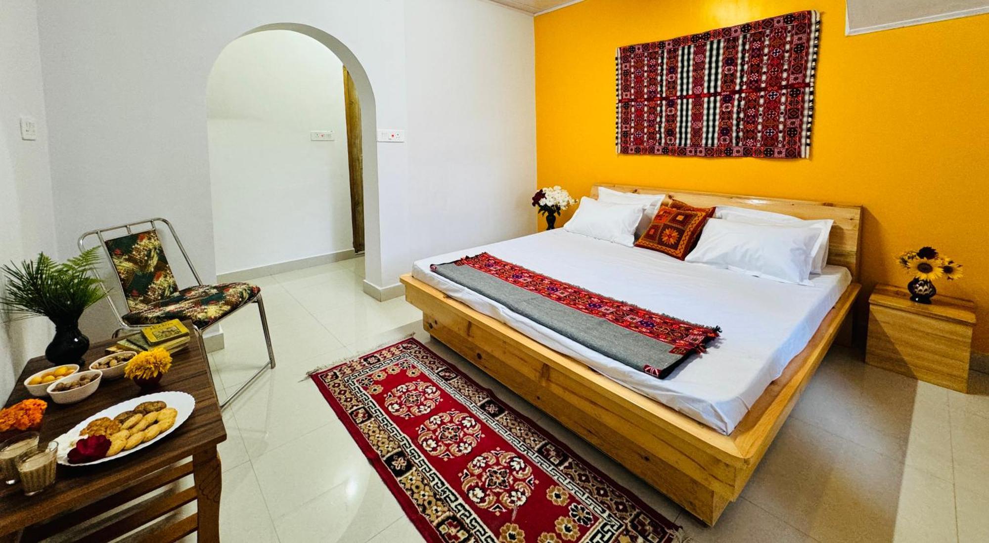 Pine View Retreat Homestay Kalpa Esterno foto